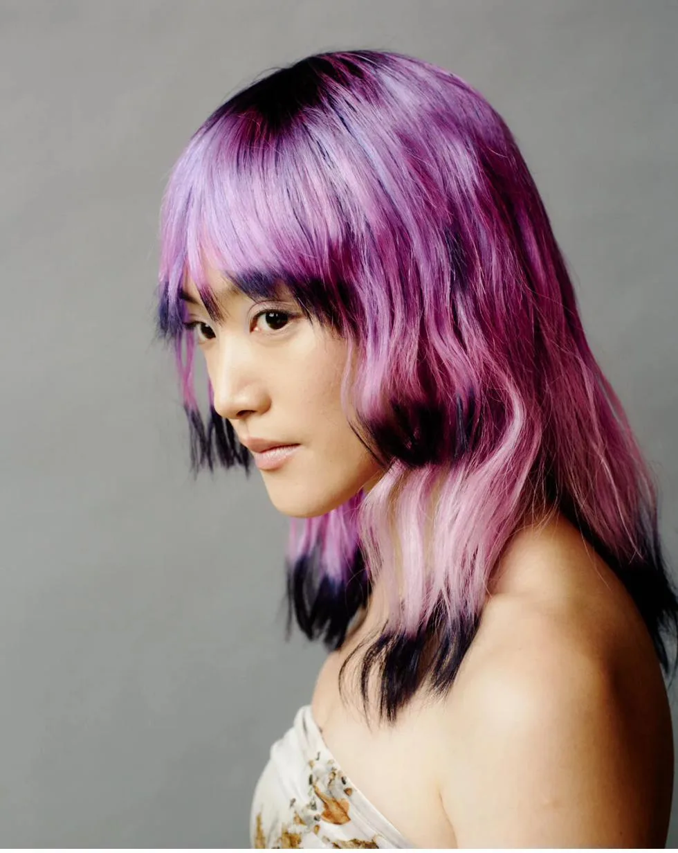 Coloration créative violet mauve par Élodie Hue Paris